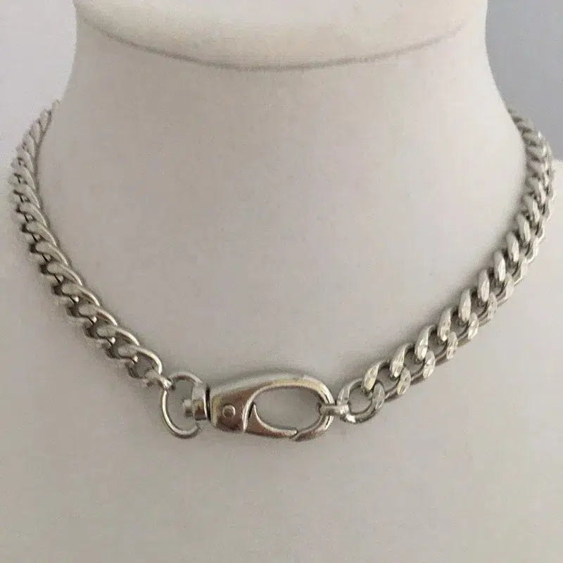 Graduated Chunky Twisted Link Necklace | Silver Plated | Missoma