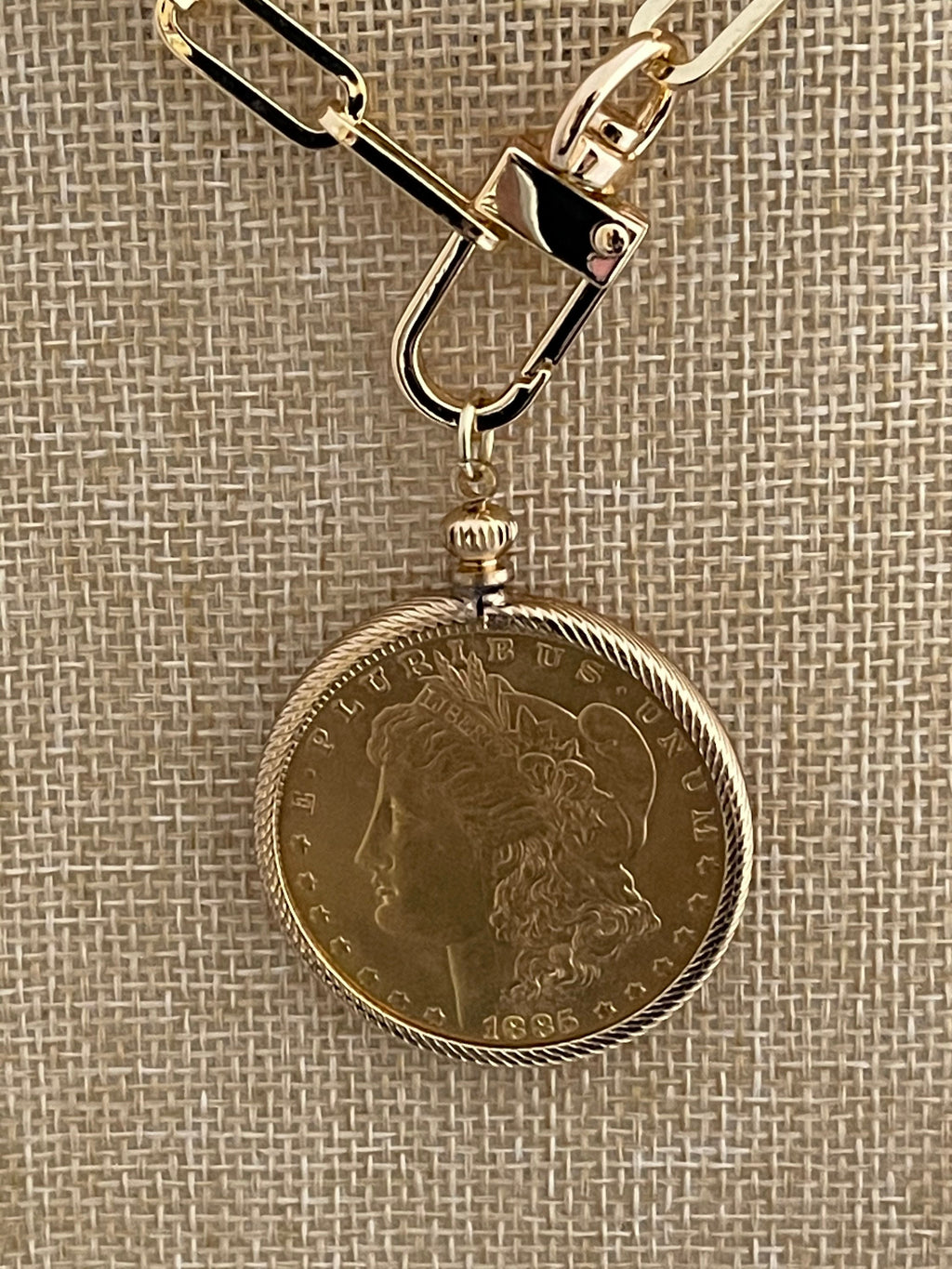 Gold Coin Pendant-Paperclip Chain Necklace-Shiny Gold Coin-Reproduction Coin-LibertyCoin-Carabiner Clasp-Spring Lock Clasp-Aesthetic Jewel