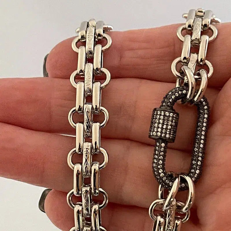 Silver Carabiner Necklace-Chunky Multilink Chain Necklace-Shiny Silver Textured Chain Necklace- Pave Carabiner Screw Lock Clasp