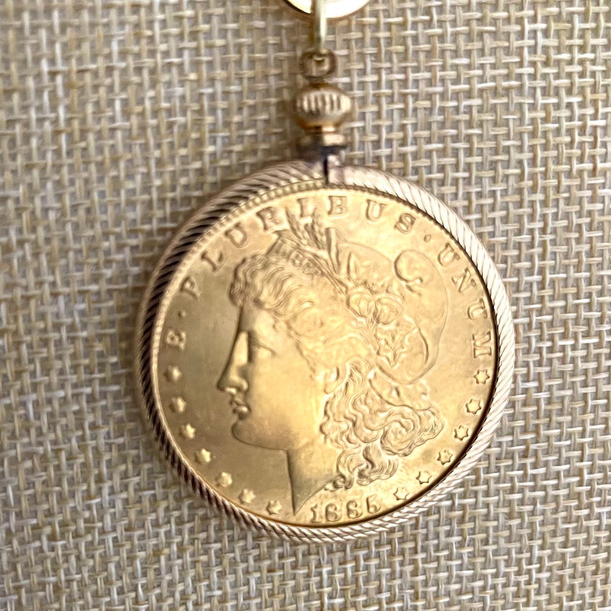 Gold Coin Pendant-Paperclip Chain Necklace-Shiny Gold Coin-Reproduction Coin-LibertyCoin-Carabiner Clasp-Spring Lock Clasp-Aesthetic Jewel