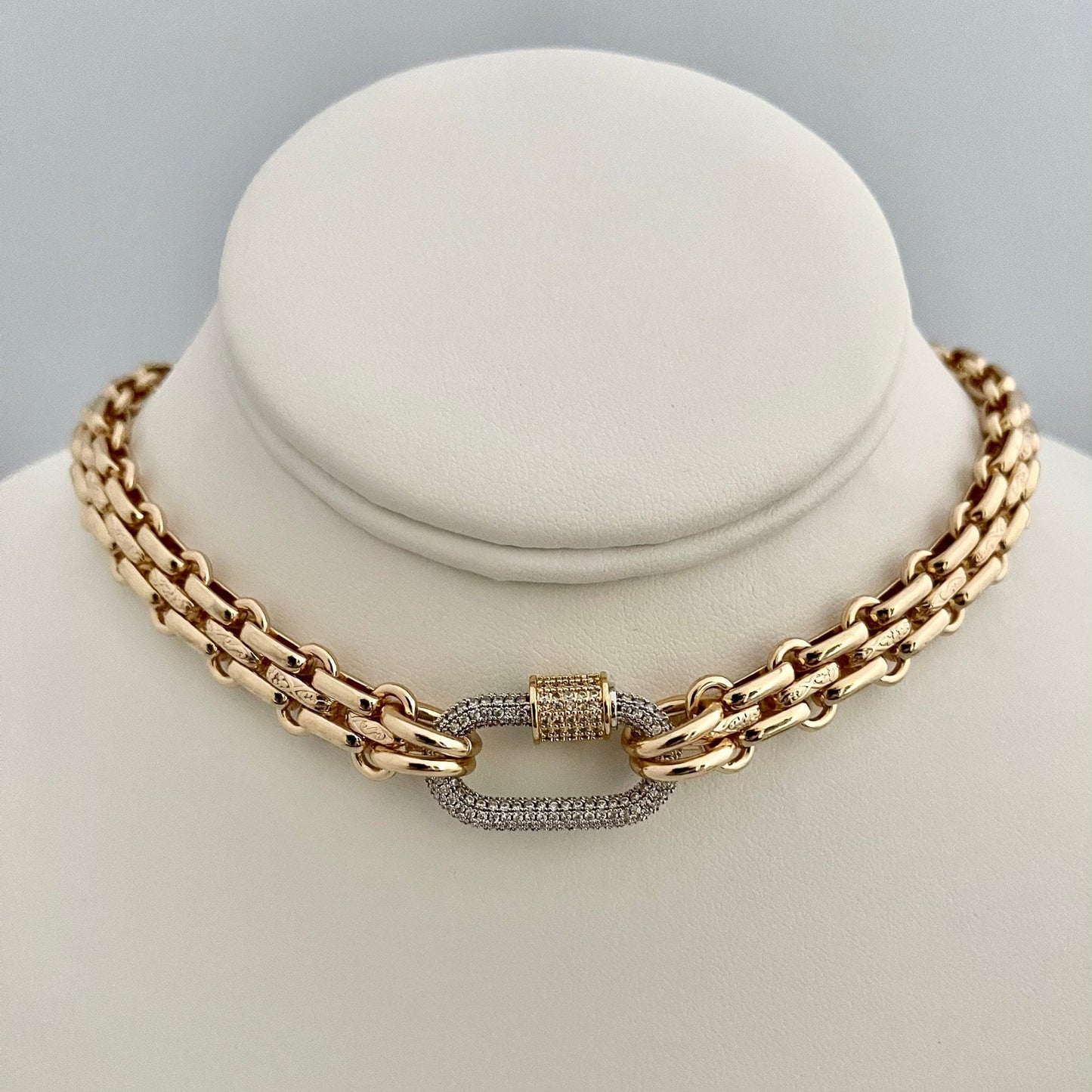 Gold Carabiner Necklace-Chunky Multilink Chain Necklace-Shiny Gold Textured Chain Necklace- Pave Carabiner Screw Lock Clasp