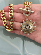 Elegant Gold Chunky Necklace with Evil Eye Charm - Toggle Clasp - Stylish Gift for Fashionistas